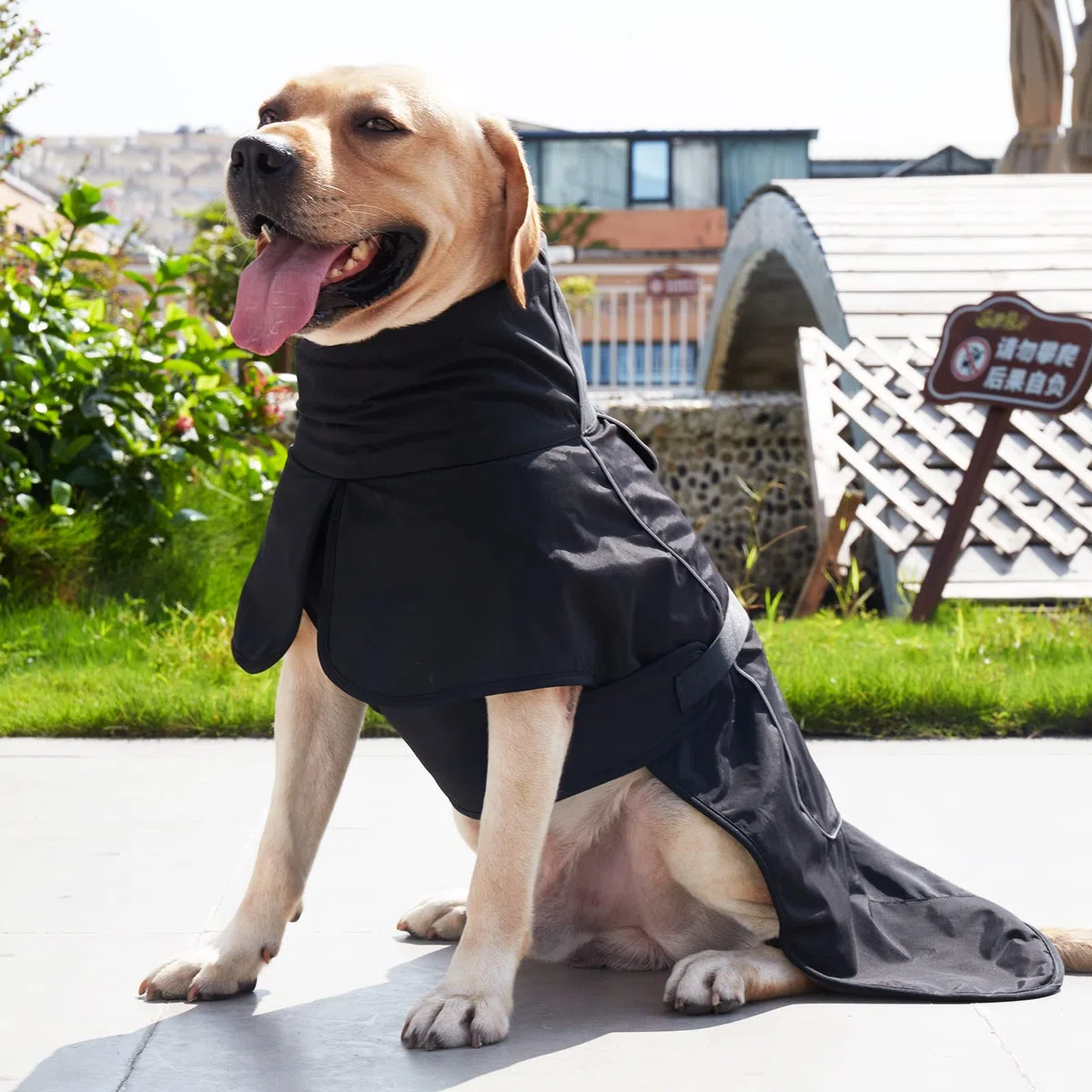 Manteau Imperméable pour Chien avec Doublure en Polaire - Manteau d'hiver Coupe-Vent Veste avec Bandes Réfléchissantes - Veste Chaude pour Chien pour l'intérieur/l'extérieur (Noir, XXL)