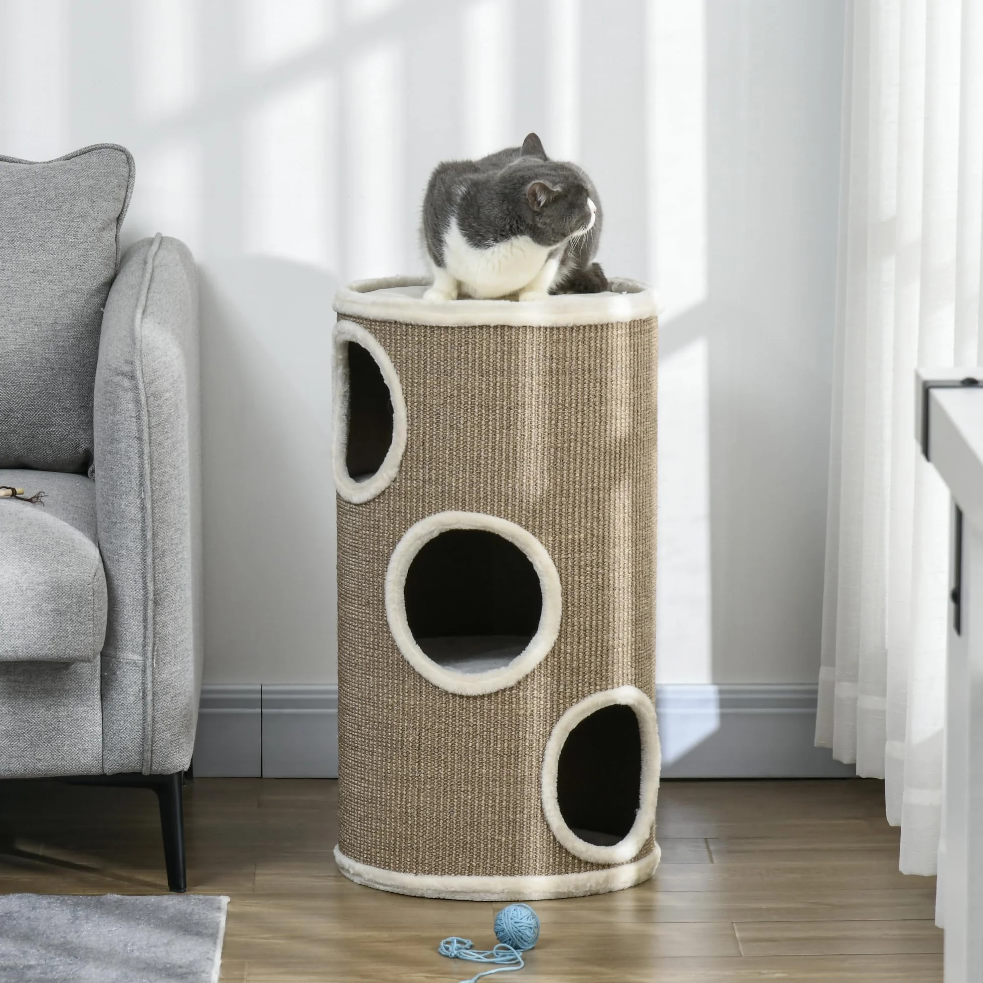 PawHut Tonneau à griffer, hauteur 70 cm, tonneau de jeu pour chats, 3 niveaux, arbre à chat avec 3 cavités, arbre à chat, tour à griffer en sisal, meuble pour chats, peluche, marron