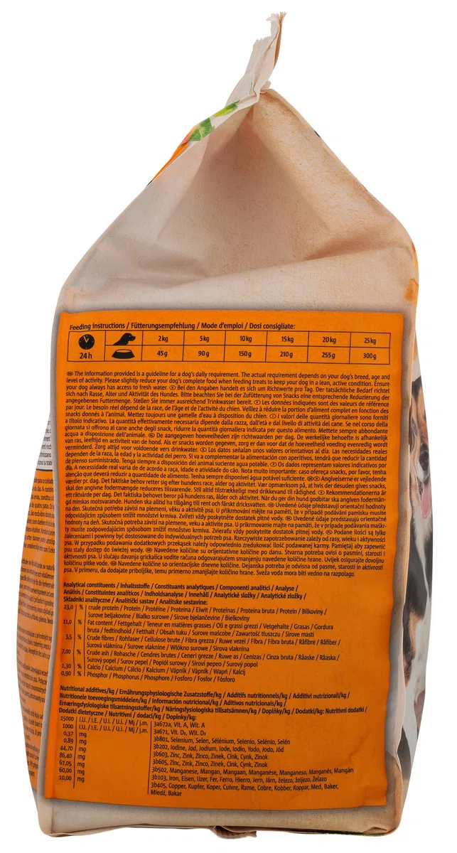 Vitakraft Vita Nature - Croquettes Premium pour Chien Saveur Veau, Carottes et Myrtilles - 1,2 kg