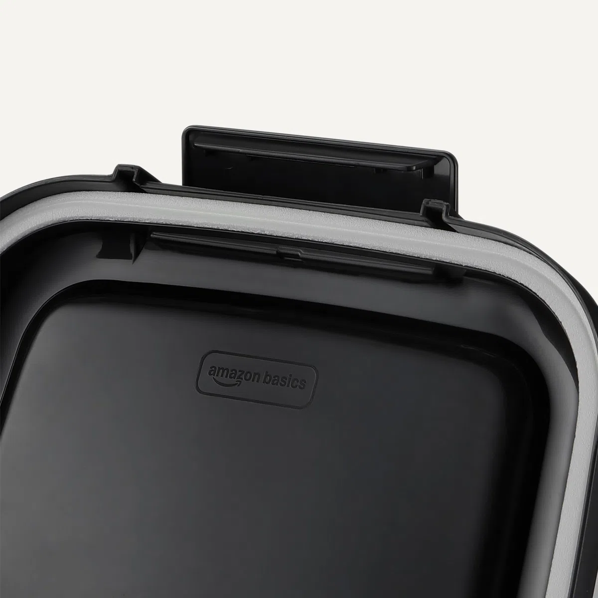 Amazon Basics Boîte de Conservation de Nourriture pour Animaux, 15.8 kg,Transparent et Noir