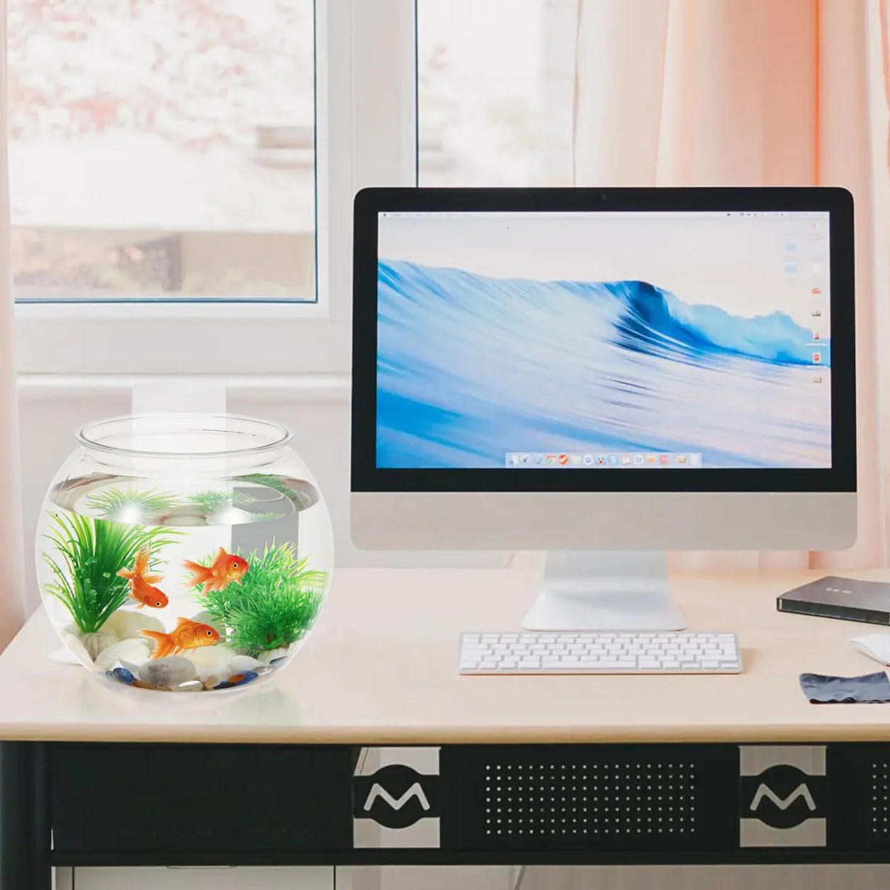Mipcase Aquarium Rond Transparent en Pet Petit Aquarium De Bureau 8L Bocal À Poissons Résistant Aux Chocs pour Décoration De Maison Et Bureau 8.1X8.1X7 Pouces